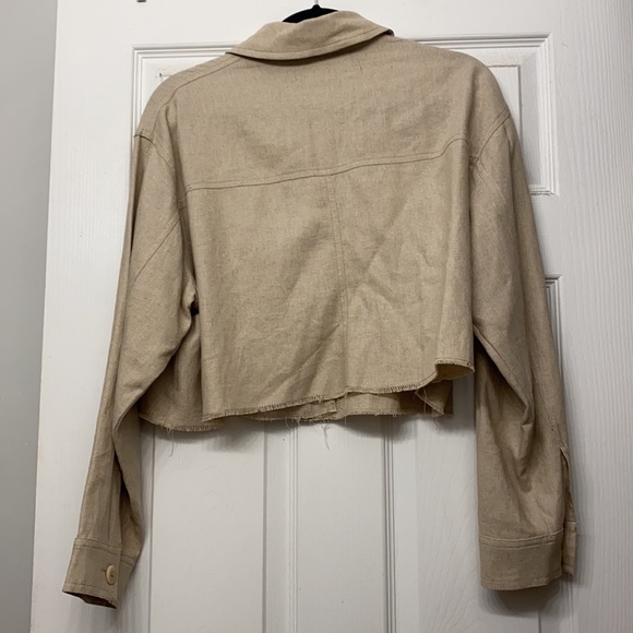 Crop Beige Linen Button Shirt - Picture 2 of 5